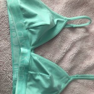 Calvin Klein mint bra/bralette
